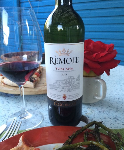The Marchesi dé Frescobaldi Rémole 2013 is perfect for summer dining. Served slightly chilled, it's bright flavors match well with casual seasonal dining.